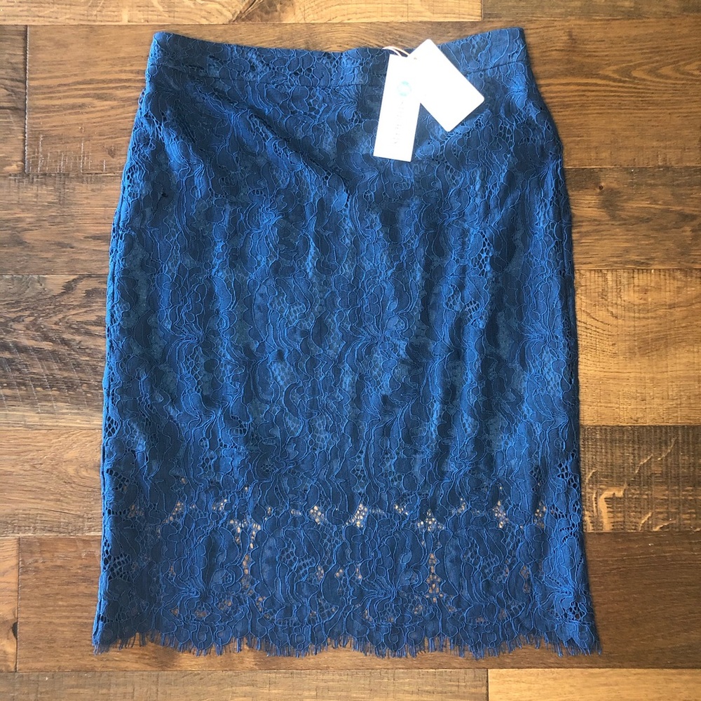 NWT lace skirt
